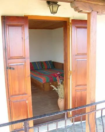 Kyra's Paradise Apartament